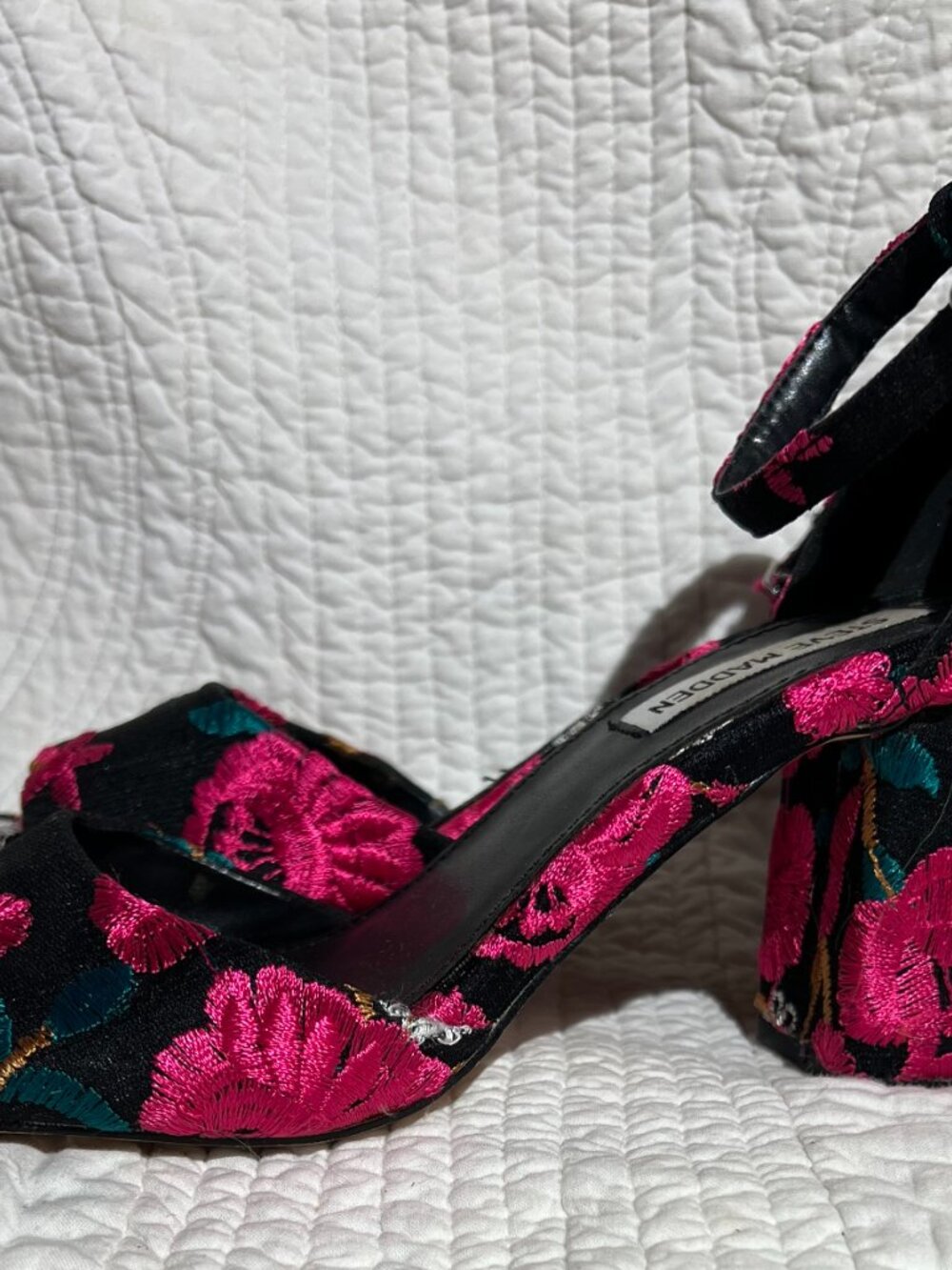 Steve Madden strapping heels - Picture 2 of 8